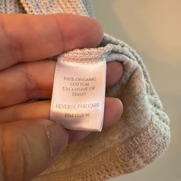 Garnet Hill Organic Cotton Waffle Knit V-Neck Lounge Top – Long Sleeve – Size M - Picture 2 of 7